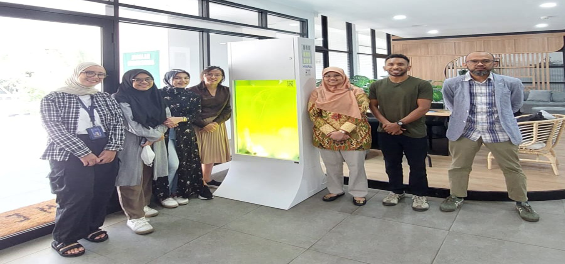 HAWA Uses Algae to Clean the Air